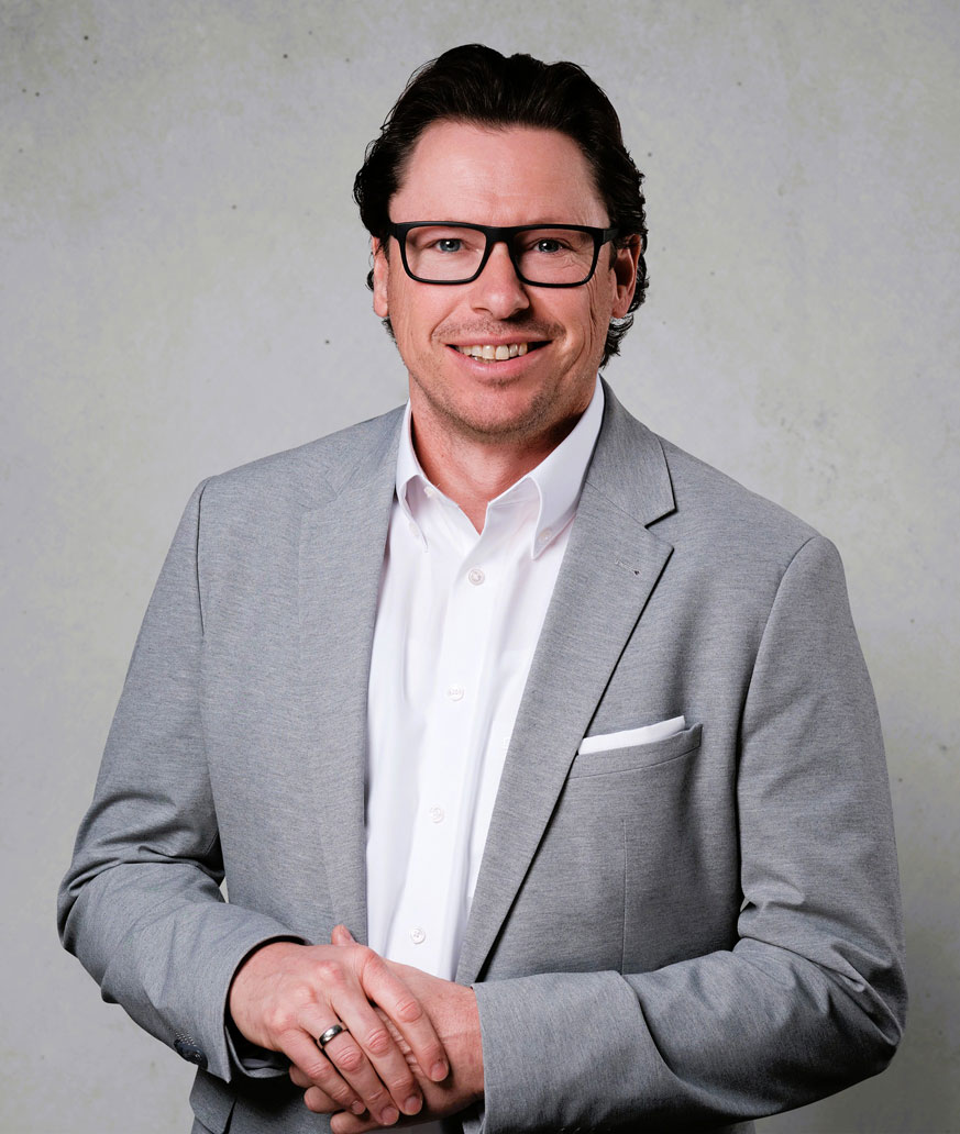 Porträt von Markus Higel, Geschäftsführer der RESYDICT IMMOBILIENMANAGEMENT GmbH in Karlsruhe – Experte für Hausverwaltung und Immobilienvertrieb.